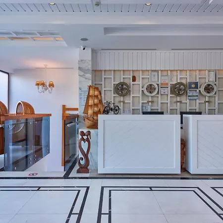 Hotel Meis Exclusive 3*