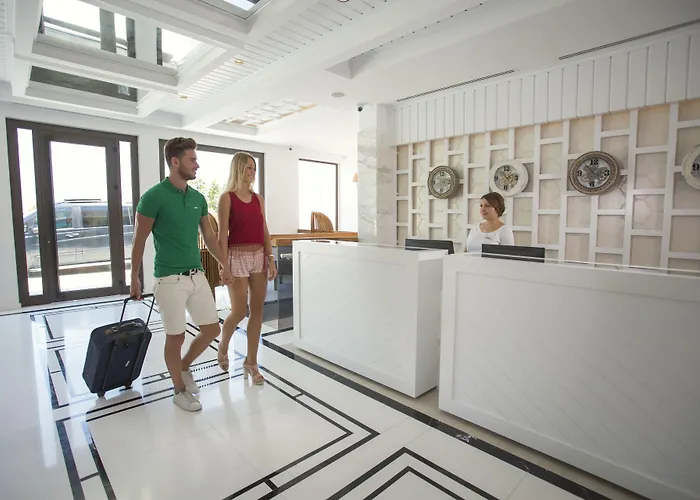 Ξενοδοχείο Meis Exclusive 3*