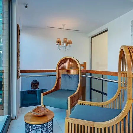 Meis Exclusive Hotell