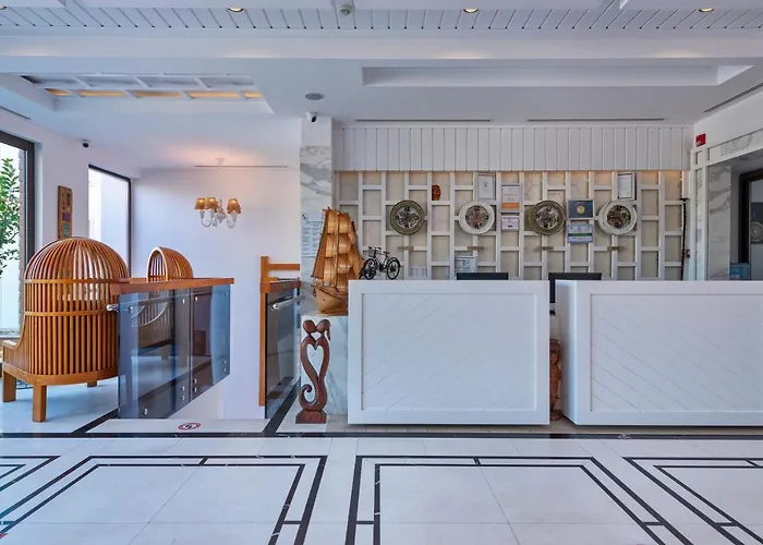 فندق ميس إكسكلوسيف 3*