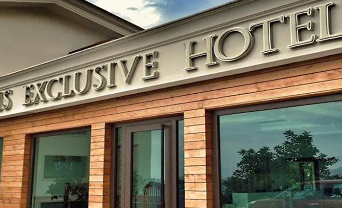 Meis Exclusive Hotel