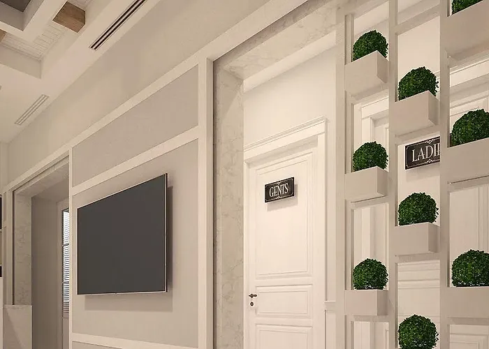 ميس إكسكلوسيف