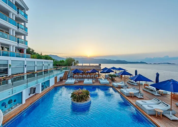 Meis Exclusive Hotel 3*